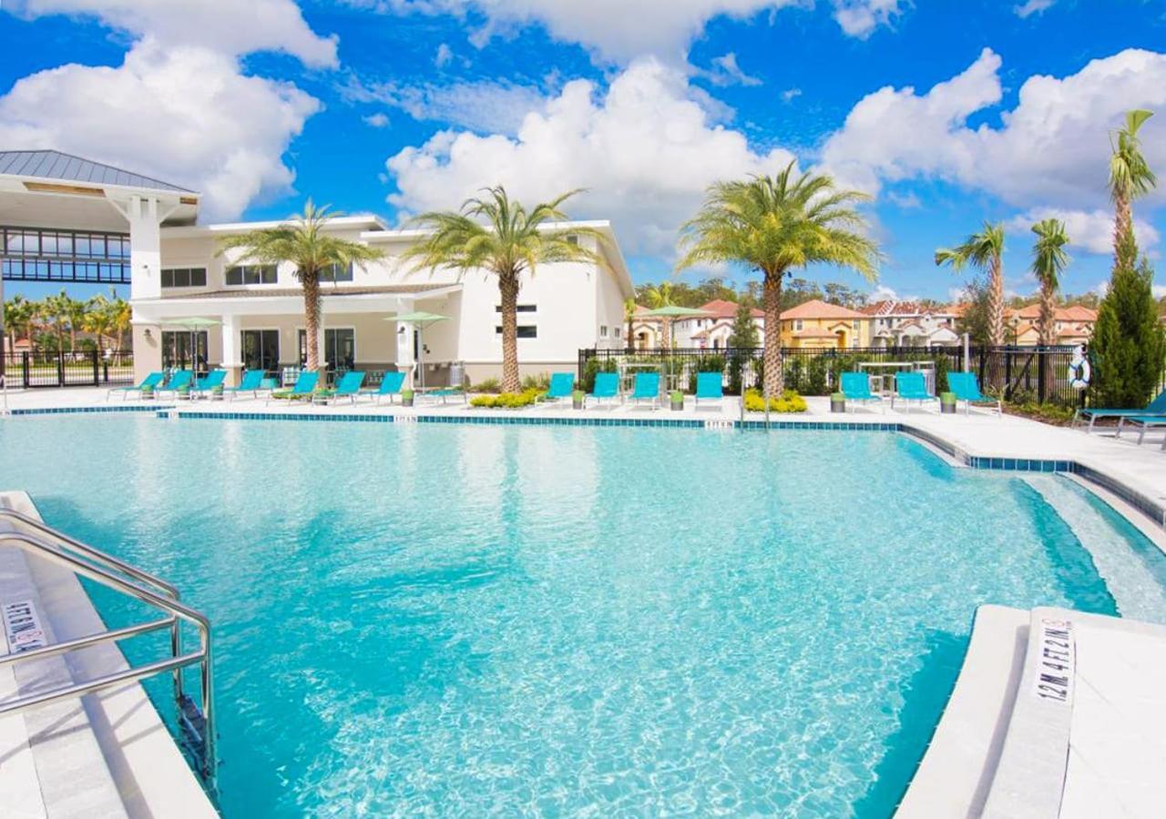 Stunning 9Br Home - Family Resort With Private Pool, Hot Tub, Games Room And Bbq! Kissimmee Bagian luar foto