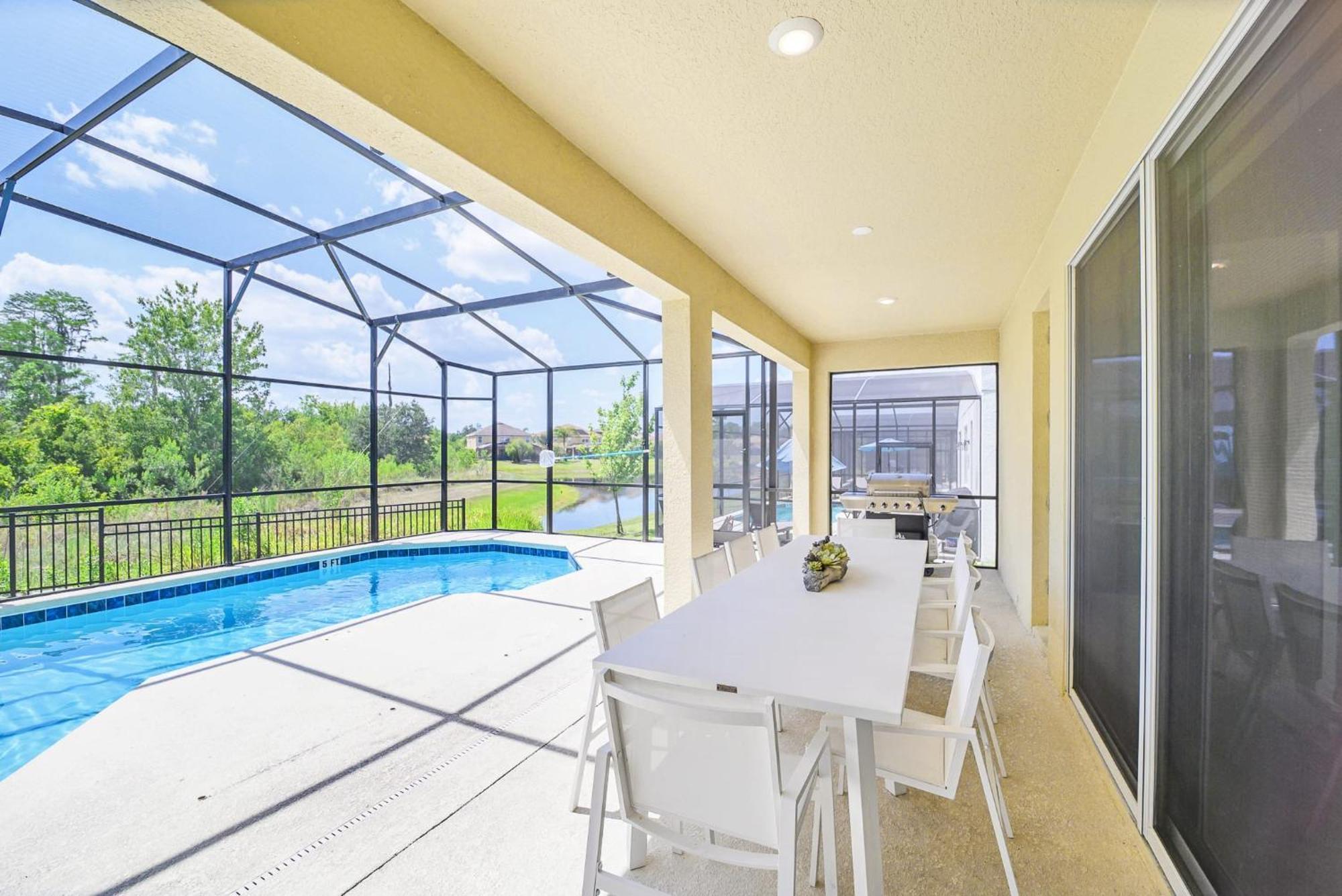 Stunning 9Br Home - Family Resort With Private Pool, Hot Tub, Games Room And Bbq! Kissimmee Bagian luar foto